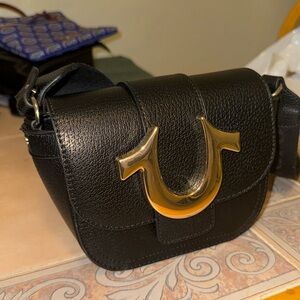 TRUE RELIGION CROSSBODY